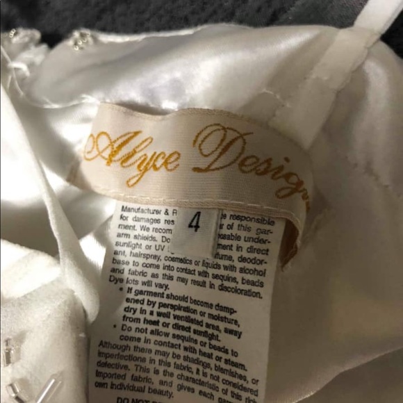 Formal Long Dress - Picture 3 of 4